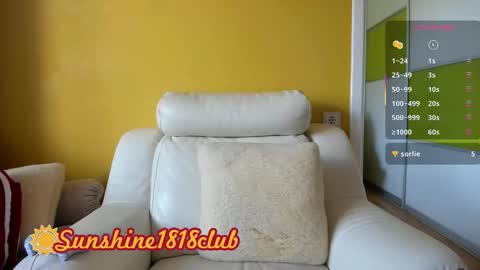 Snapshot of sunshine1818club chatting on October 19, 2025, 6:47 am Angela  Sunshine1818club online show from October 19, 2025, 6:47 am