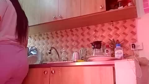 Annie online show from February 19, 2026, 5:31 pm