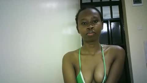 Snapshot of sunshine_g chatting on October 30, 2025, 6:48 am Sunshine online show from October 30, 2025, 6:48 am