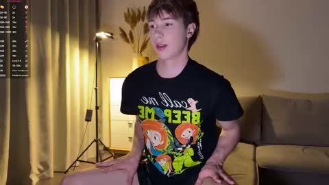 Snapshot of sunshinealex chatting on October 6, 2025, 1:14 am sunshinealex online show from October 6, 2025, 1:14 am