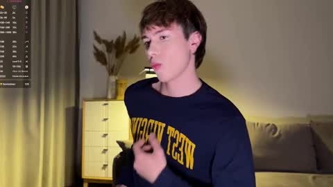 Snapshot of sunshinealex chatting on October 11, 2025, 4:33 am sunshinealex online show from October 11, 2025, 4:33 am