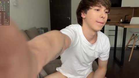 Snapshot of sunshinealex chatting on February 10, 2026, 9:24 am sunshinealex online show from February 10, 2026, 9:24 am