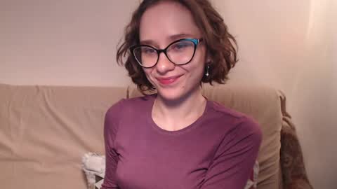Snapshot of sunshinehella chatting on April 15, 2026, 4:47 pm Hella online show from April 15, 2026, 4:47 pm