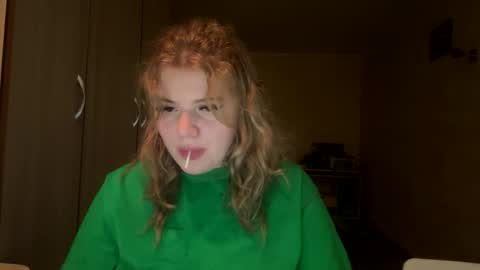 sunshinyflash online show from February 11, 2026, 5:51 pm