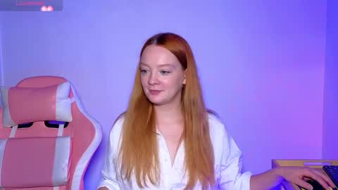 SunShuneXxX online show from September 23, 2025, 3:26 pm