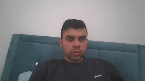 sunxmoonx online show from December 21, 2025, 8:38 pm