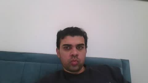 sunxmoonx online show from February 6, 2026, 8:56 pm