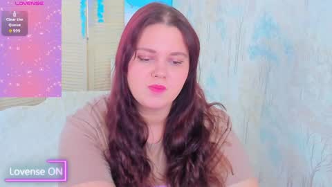 sunyy_bunyy online show from May 9, 2026, 8:52 am