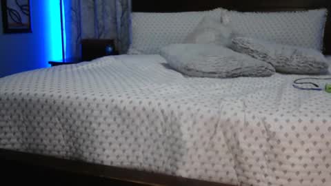 Superbronnon online show from January 20, 2025, 1:50 am