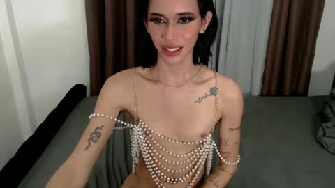 Erica Help me to reach my goal Superhotbabe1 online show from February 16, 2025, 10:32 pm