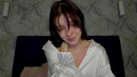 Una online show from January 8, 2025, 12:49 am