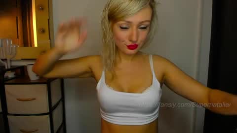 Snapshot of supernatalie chatting on May 5, 2026, 10:40 pm Natalie online show from May 5, 2026, 10:40 pm