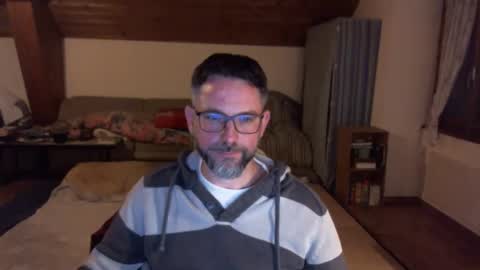 Snapshot of supersquirrel81 chatting on October 24, 2025, 9:22 pm supersquirrel81 online show from October 24, 2025, 9:22 pm