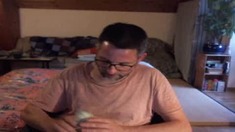 supersquirrel81 online show from May 9, 2026, 6:35 pm