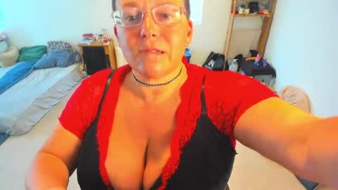 Snapshot of supervagtastic chatting on April 3, 2026, 10:30 pm Supervagtastic online show from April 3, 2026, 10:30 pm