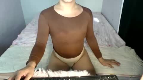 surprise_angel69 online show from February 15, 2026, 7:05 am