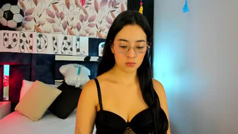 Susann online show from June 19, 2026, 11:36 am