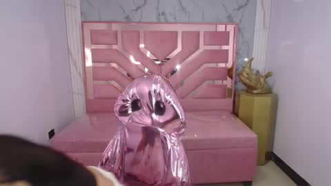 Susy online show from February 26, 2026, 7:35 pm