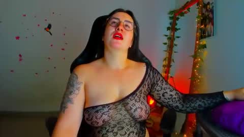 Dani online show from November 23, 2025, 7:02 pm