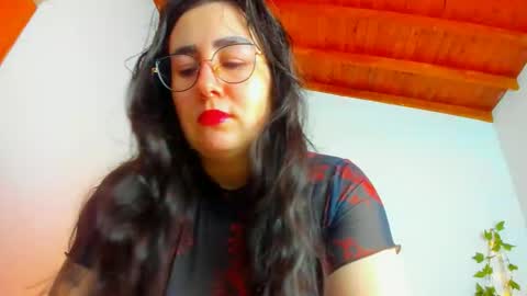 Dani online show from May 3, 2026, 5:41 pm