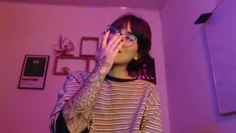 Snapshot of susana_w chatting on December 7, 2024, 2:09 am susana_w online show from December 7, 2024, 2:09 am