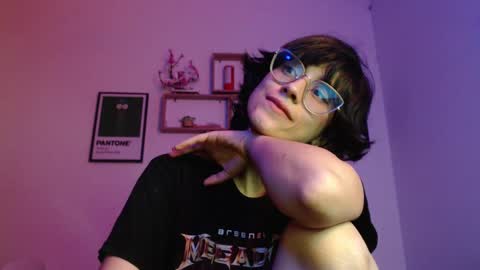 Snapshot of susana_w chatting on March 5, 2025, 11:16 pm susana_w online show from March 5, 2025, 11:16 pm