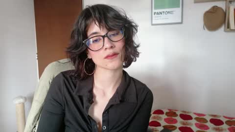 susana_w online show from April 3, 2026, 9:57 pm