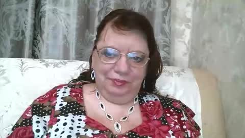 Snapshot of susanaahsun chatting on October 3, 2025, 11:07 am SusanaAhSun online show from October 3, 2025, 11:07 am