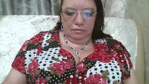 SusanaAhSun online show from May 15, 2026, 11:17 am