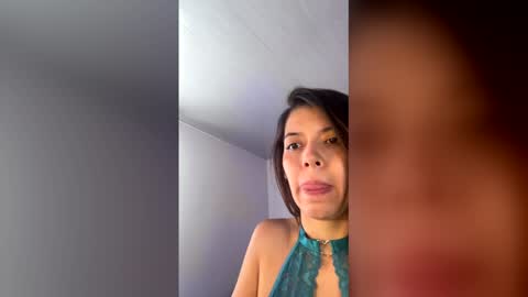 Susana online show from May 11, 2026, 4:04 pm