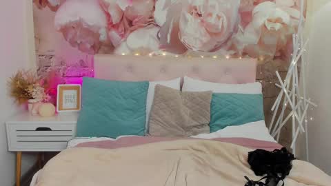 Susan online show from February 17, 2025, 4:26 pm