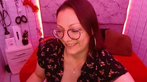 Snapshot of susanhotsex_ chatting on November 8, 2025, 1:06 am susanhotsex_ online show from November 8, 2025, 1:06 am