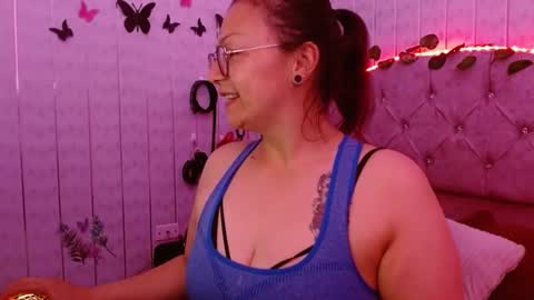 susanhotsex_ online show from November 16, 2025, 9:53 pm
