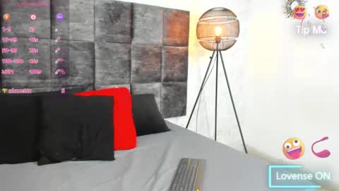 Susan online show from December 5, 2024, 8:00 pm