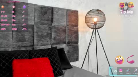 Susan online show from January 24, 2025, 7:49 pm