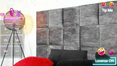 Susan online show from October 28, 2025, 10:45 pm