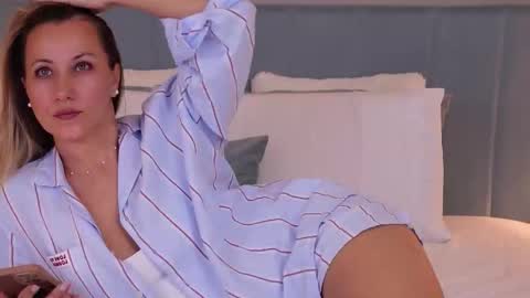 Snapshot of susanjewel chatting on September 25, 2025, 6:50 am SusanJewel online show from September 25, 2025, 6:50 am