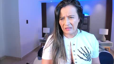 Snapshot of susann_ross chatting on October 30, 2025, 10:49 am Susan  Everyday From 0530 to 1430 Col Time online show from October 30, 2025, 10:49 am