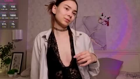 susannahtrojahn online show from May 6, 2026, 3:17 pm