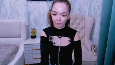 Snapshot of susannjohnson chatting on January 17, 2025, 10:00 am susannjohnson online show from January 17, 2025, 10:00 am