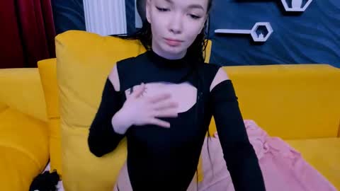 Snapshot of susannjohnson chatting on January 22, 2025, 9:57 am susannjohnson online show from January 22, 2025, 9:57 am