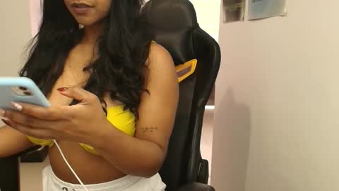 Susan Rhodes online show from December 14, 2025, 12:32 pm