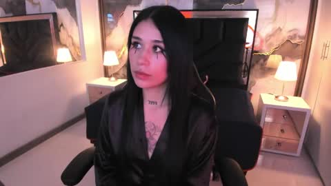 susanvilla online show from June 1, 2026, 7:37 pm