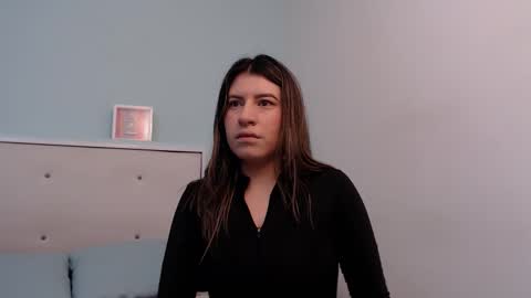 susanwilliams_ online show from March 12, 2026, 11:05 am