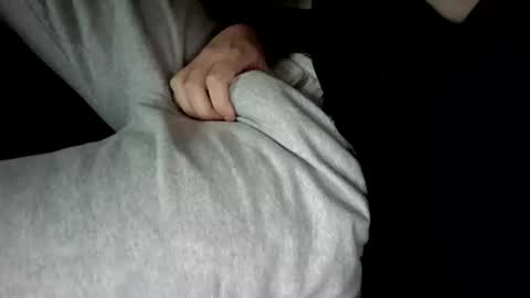 Snapshot of sushts chatting on February 11, 2025, 2:35 pm sushts online show from February 11, 2025, 2:35 pm