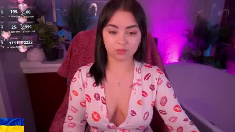 Susie online show from May 2, 2026, 8:14 pm