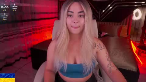 Snapshot of susiewood chatting on July 31, 2026, 7:46 pm Susie online show from July 31, 2026, 7:46 pm