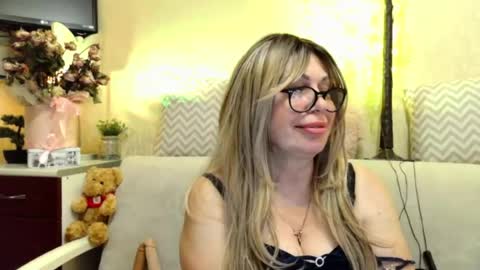 SusiexNoreen online show from July 3, 2026, 12:39 am