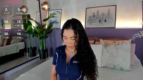 Snapshot of sussanalee chatting on October 17, 2025, 11:57 am Your Squirt queen online show from October 17, 2025, 11:57 am