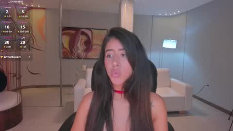 Sussan online show from March 11, 2025, 11:15 pm